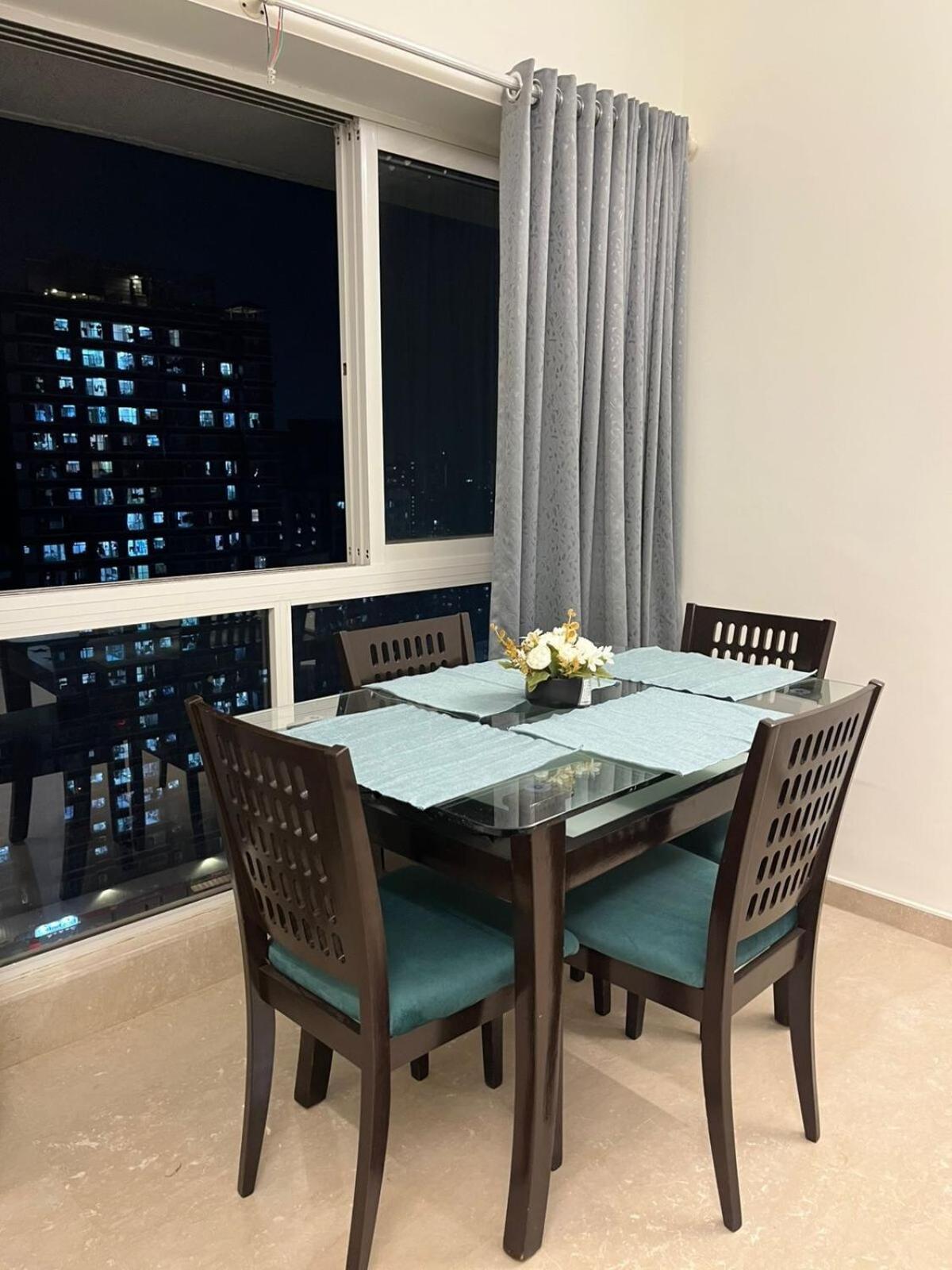 2Bhk Plus Living Room Near Nesco Malad East West مومباي المظهر الخارجي الصورة